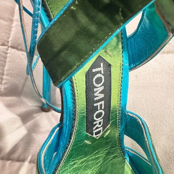 TOM FORD VELVET GREEN Heels - Picture 3 of 7